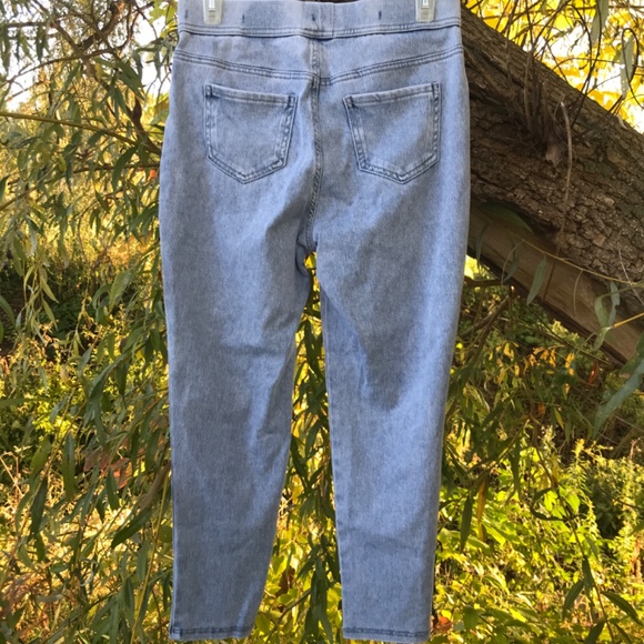 🔸5/20$!! Light Wash Crop High Waisted Jeggings - Picture 6 of 12